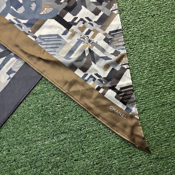 Authentic CHANEL Silk Logo Scarf CC Blue Triangle Square Abstract - Picture 3 of 7